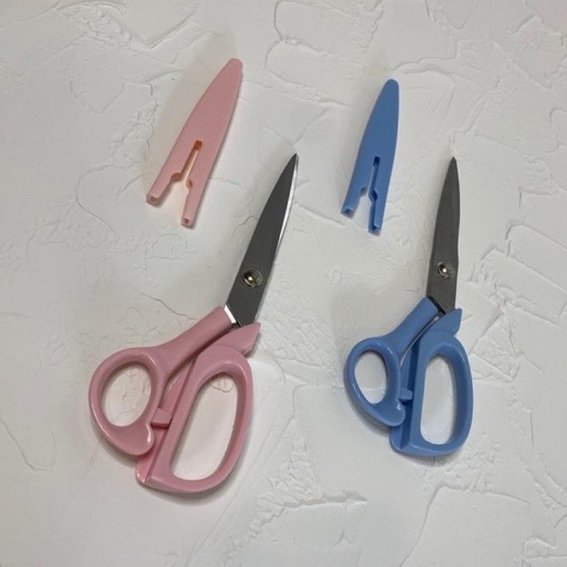 

Gunting Cellophane Crafter Buket