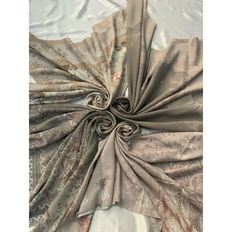 Segiempat Voal UMAMA & Zaryta