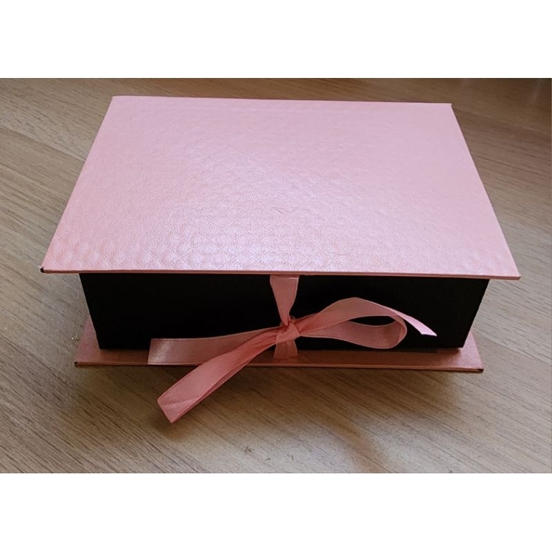 

Hard box uk 15x10x5cm