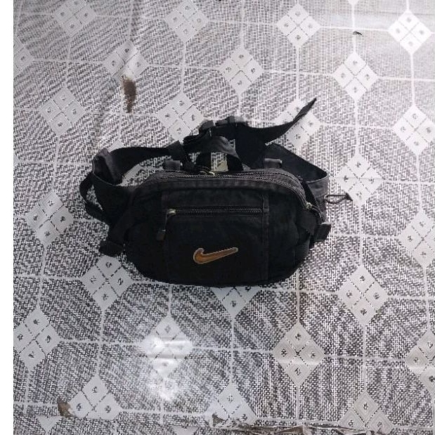 nike vintage waist bag 90s second