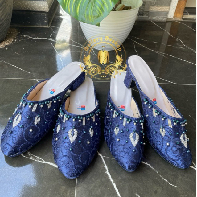 Sendal selop pengantin/ heel pengantin/ sendal pesta/ sendal wedding navy