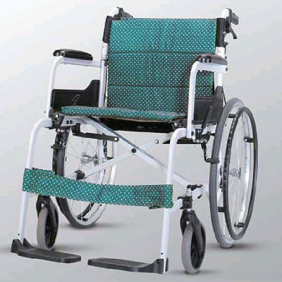 Kursi Roda SOMA 150 Wheelchair 22"Roda Besar Traveling Aluminium CARGO