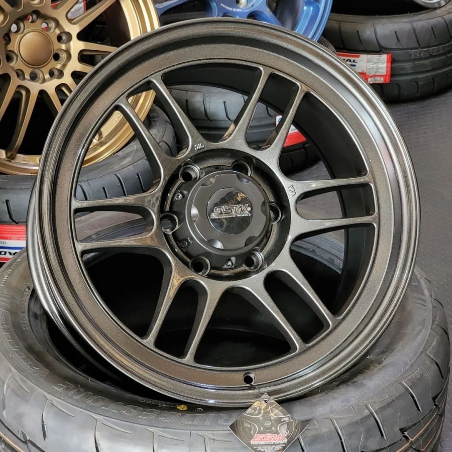 velg mobil r18 RPF1 SSW S280 velg ring 18 pajero fortuner strada hilux