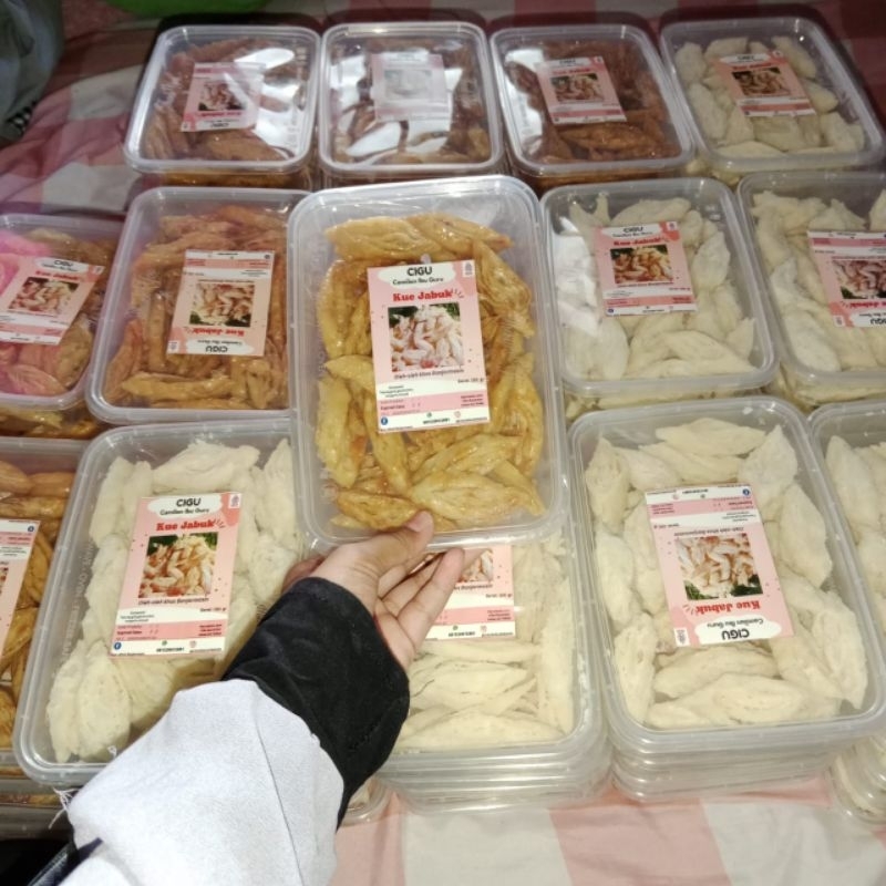 

KUE JABUK CIGU 4 VARIAN RASA UKURAN 150grm