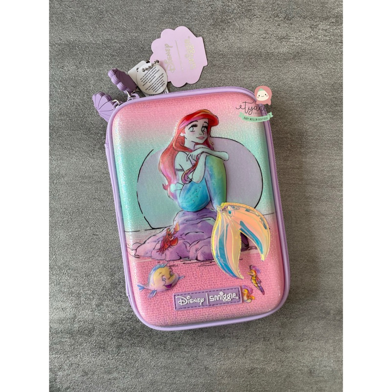 

SMIGGLE - PENCIL HARD CASE ARIEL