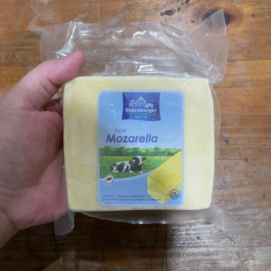 

Aneka Keju Mozzarella / Mozarella Kemasan Repack