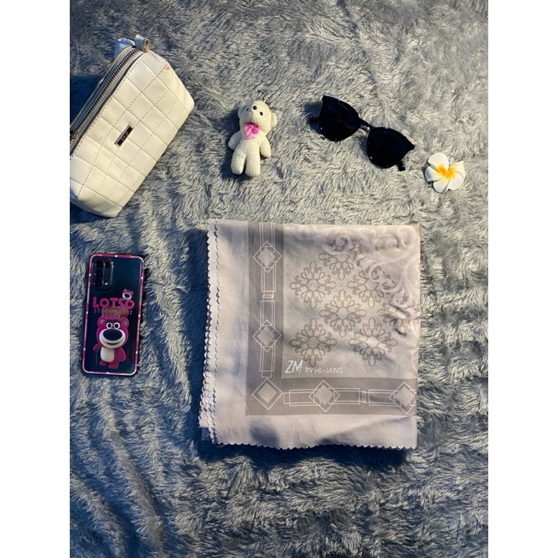 ZM Hijab Segi empat motif