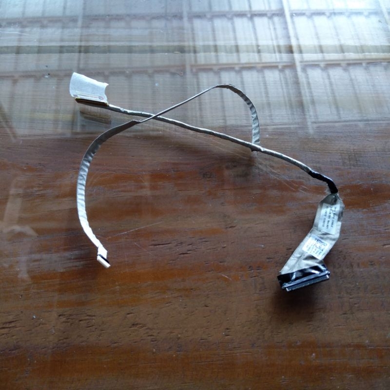 fleksibel layar dell Vostro 3350