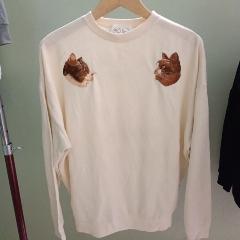 sweater Japan  e hyphen  world gallery crewneck preloved
