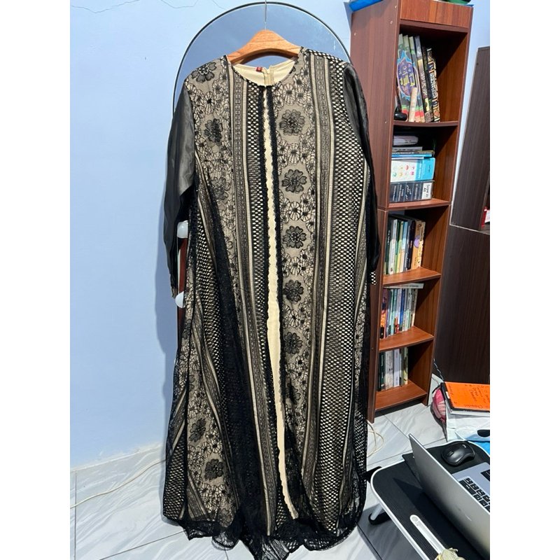 ABAYA HITAM BRUKAT JUMBO