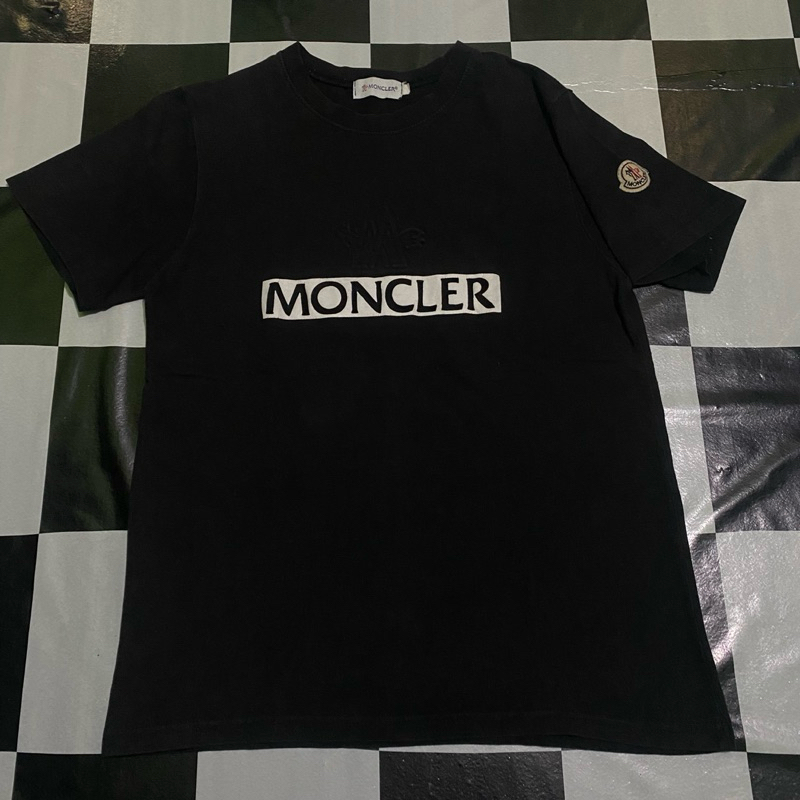 tshirt moncler second thrift