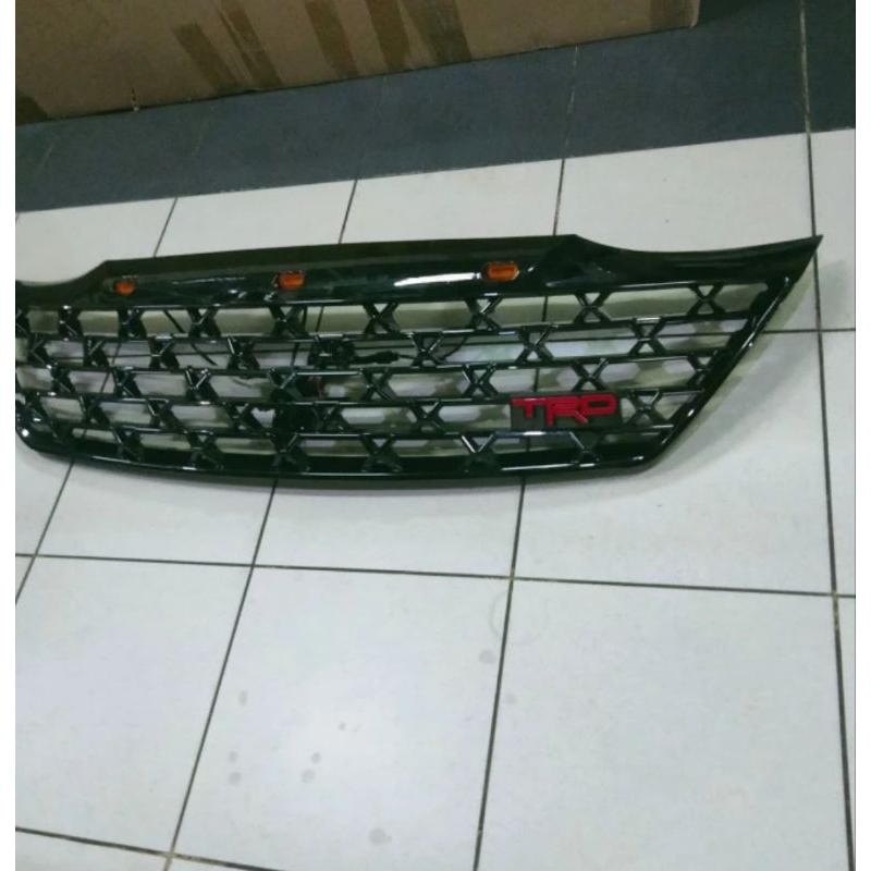 GRILL Fortuner vnt/grand Fortuner TRD 2013-2015 hitam glosy