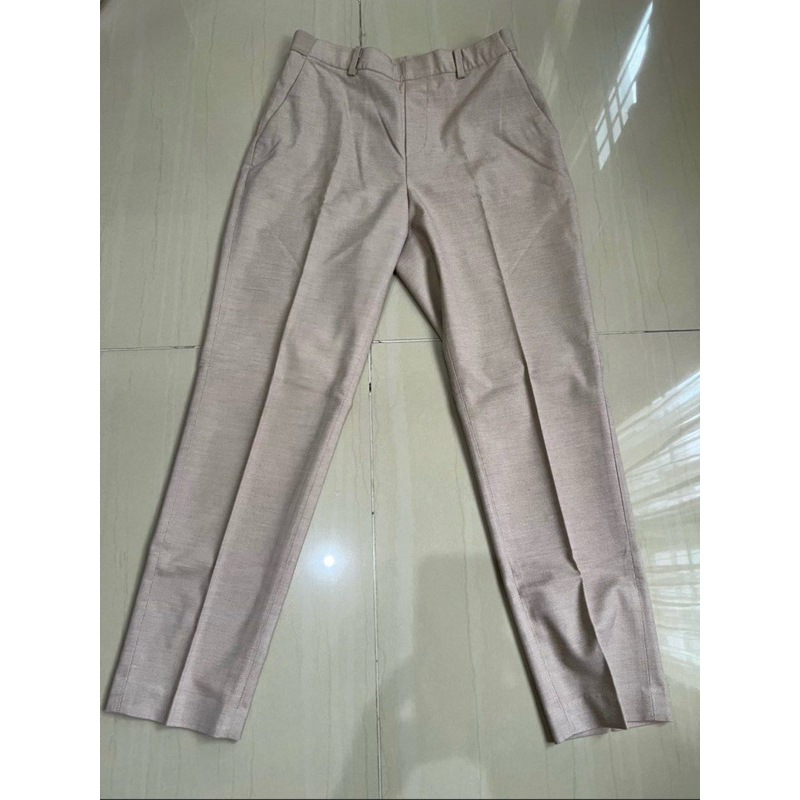 Uniqlo celana bahan preloved