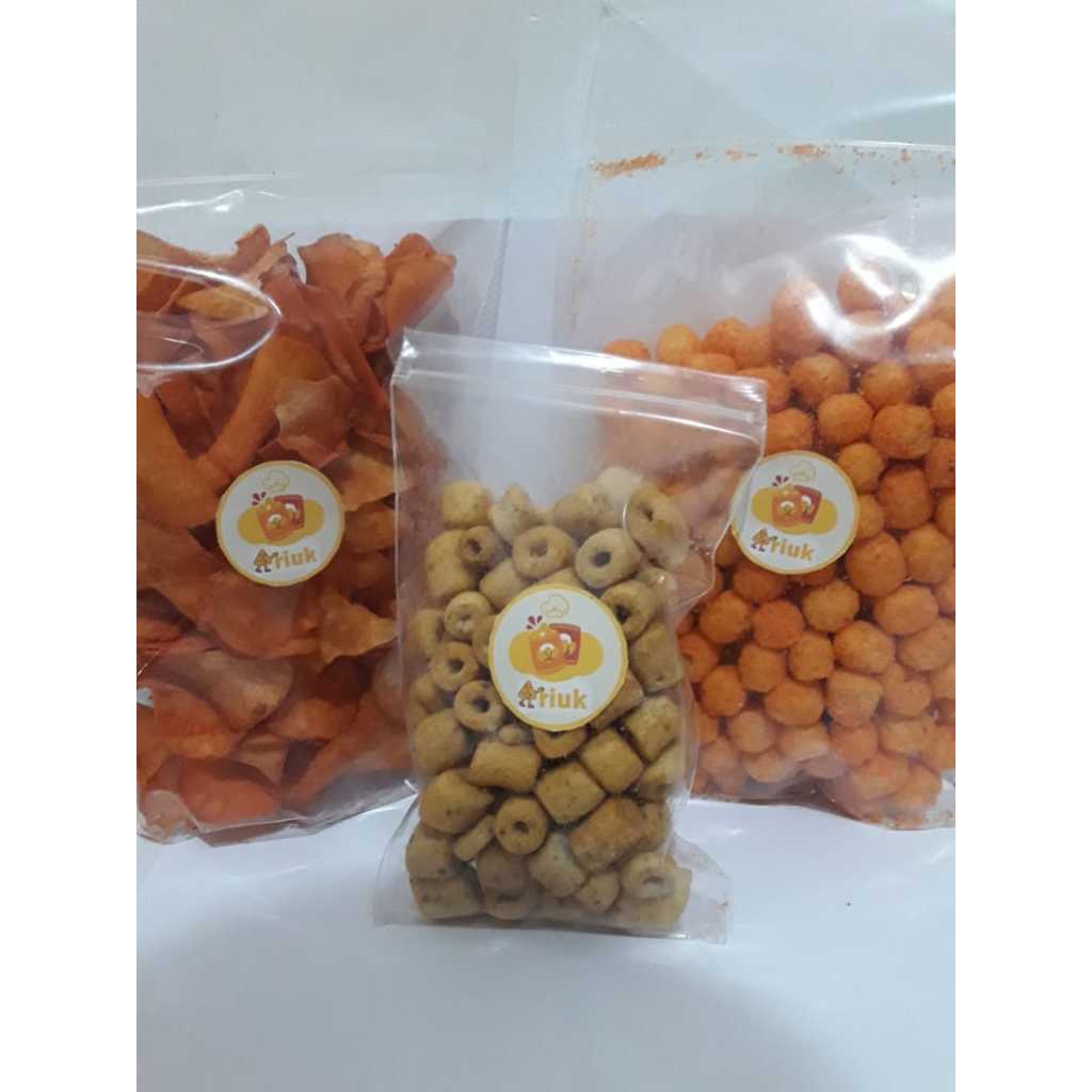 

KRIUK BUNDLE KERIPIK SINGKONG BALADO ORONG CHIKI BALL BALADO