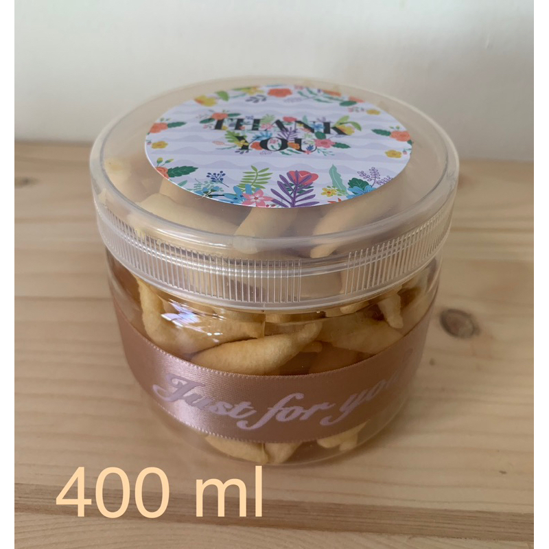 

Telor Gabus Keju Snack Cemilan Hampers Cantik Hantaran Gifts Murah Menarik Enak Toples 400ml