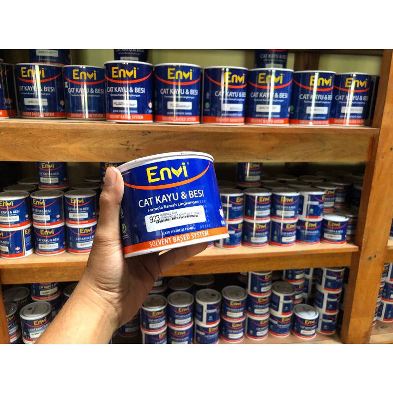 Envi Cat Kayu dan Besi 0.45 L
