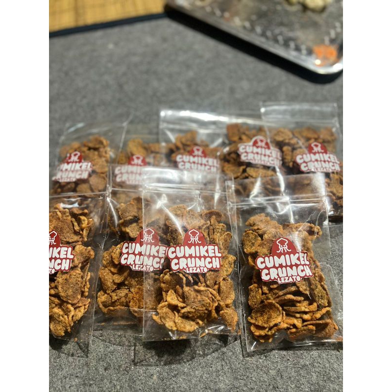 

CUMIKEL CRUNCH (kerupuk/keripik cumi)