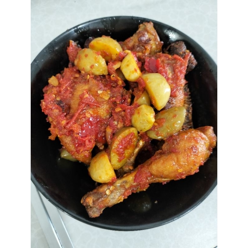 

Ayam goreng cabe jengkol.