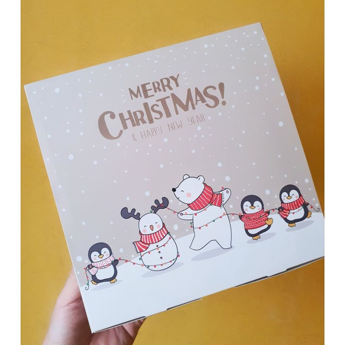 

5 pcs box packaging kue brownies ukuran 22x22x10cm motif polar bear natal