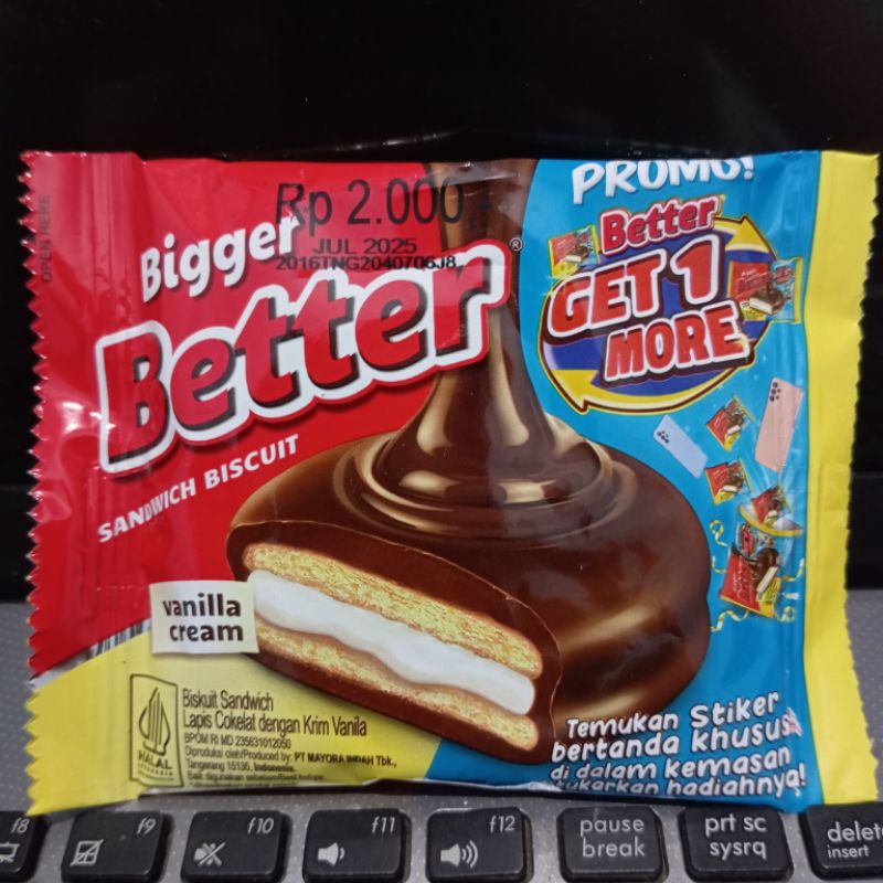 

Better sandwich biscuit cream vanilla 27gr bigger biskuit krim salut lapis coklat