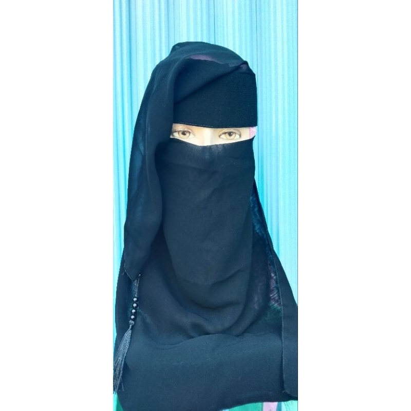 niqab Poni