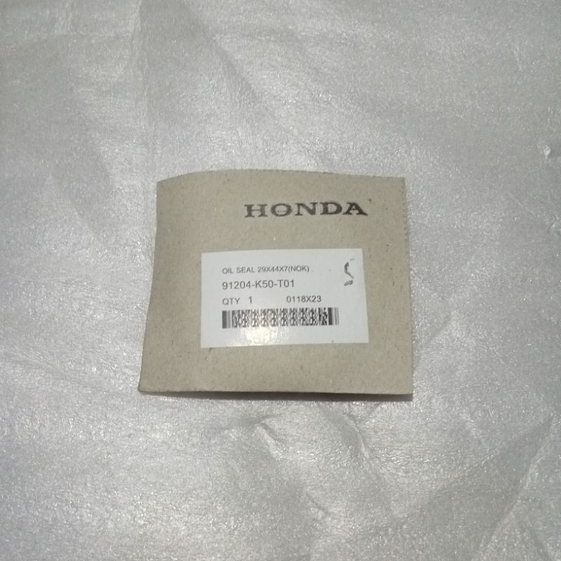 Oil Seal 29X44X7 NOK Sil Roda Belakang Beat Scoopy Spacy Vario 110 CW Karbu & Fi