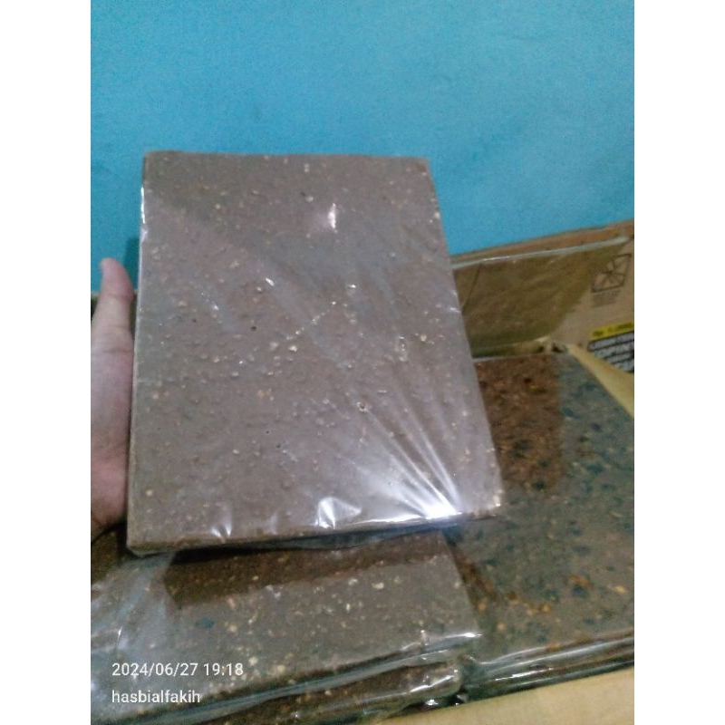 

Choklat blok brownis 1kilo