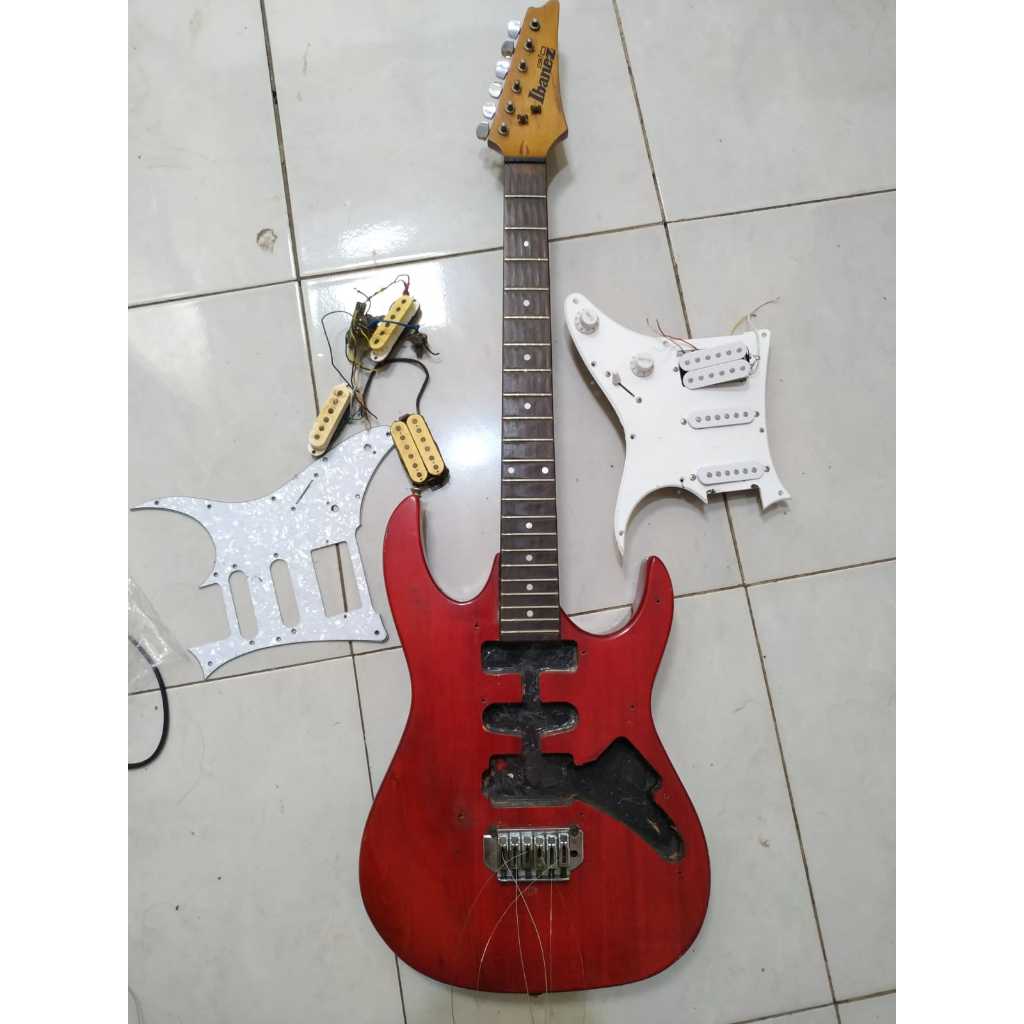 Gitar Listrik Ibanez Gio HSS