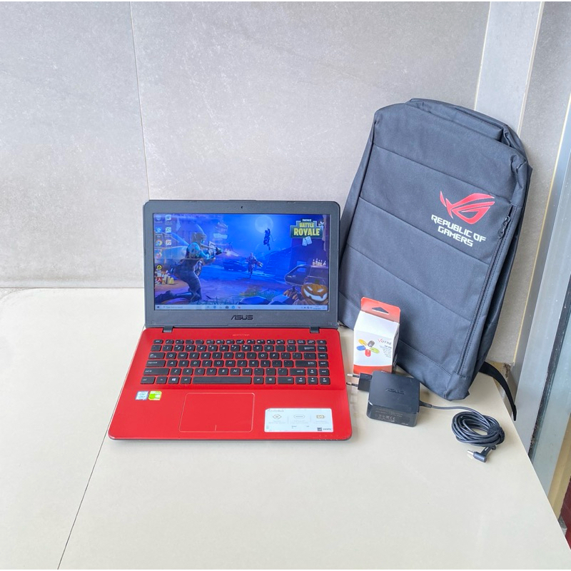 Laptop Asus A442URR Core i5-8250U