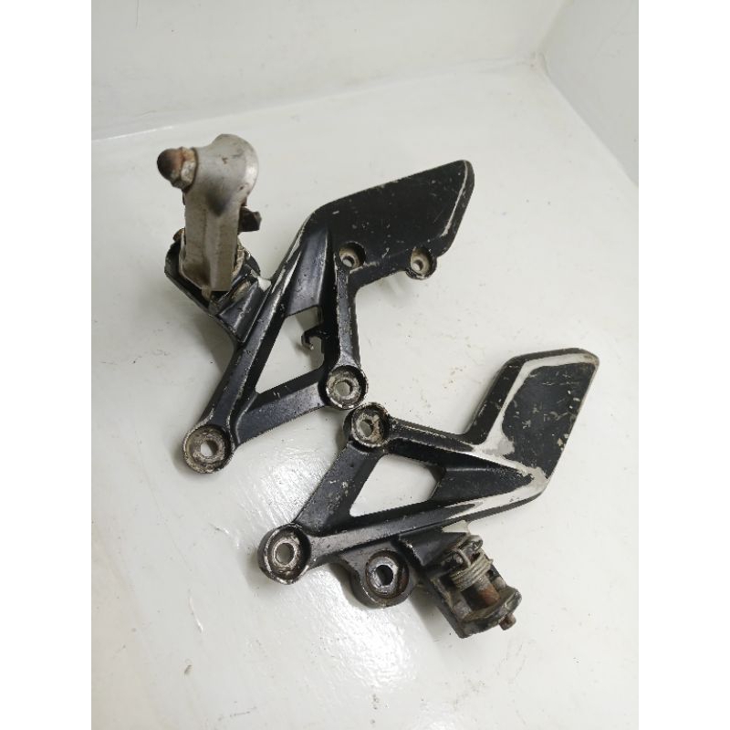 footstep depan kawasaki ninja 4t ninja 250 fostep depan ninja 250 ninja 4t ori