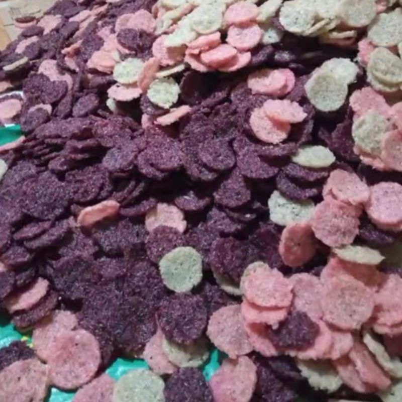 

Rangginang 30 Pcs - 3 Varian Rasa (Terasi, Ketan Hitam, Bawang Putih) Langsung di goreng