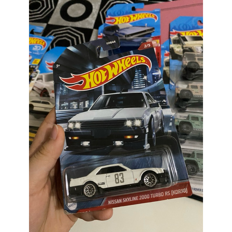 hot wheels nissan skyline 2000 turbo rs