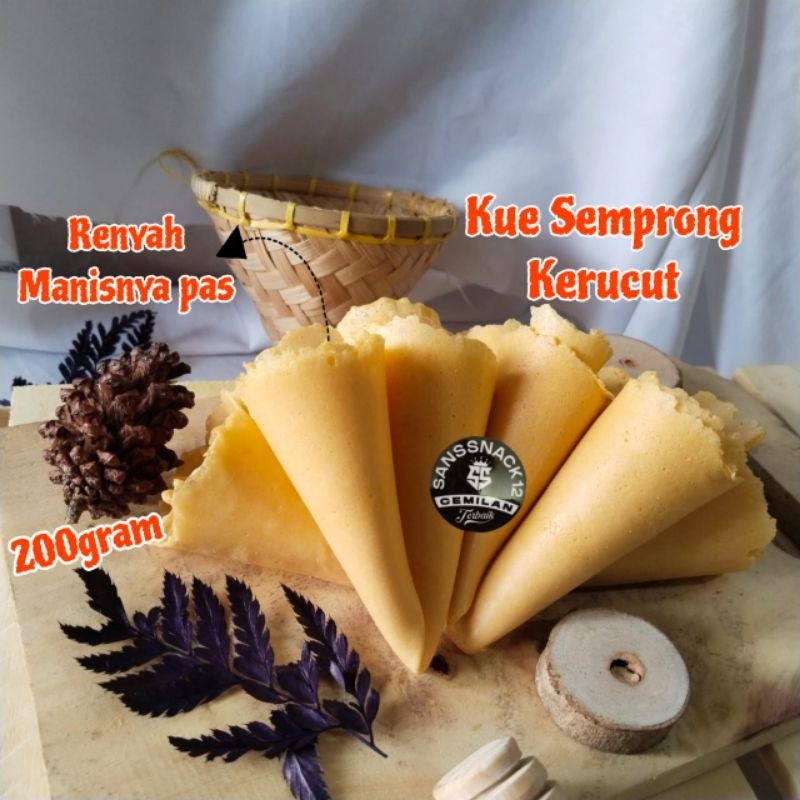 

INSTAN ~ KUE SEMPRONG KERUCUT