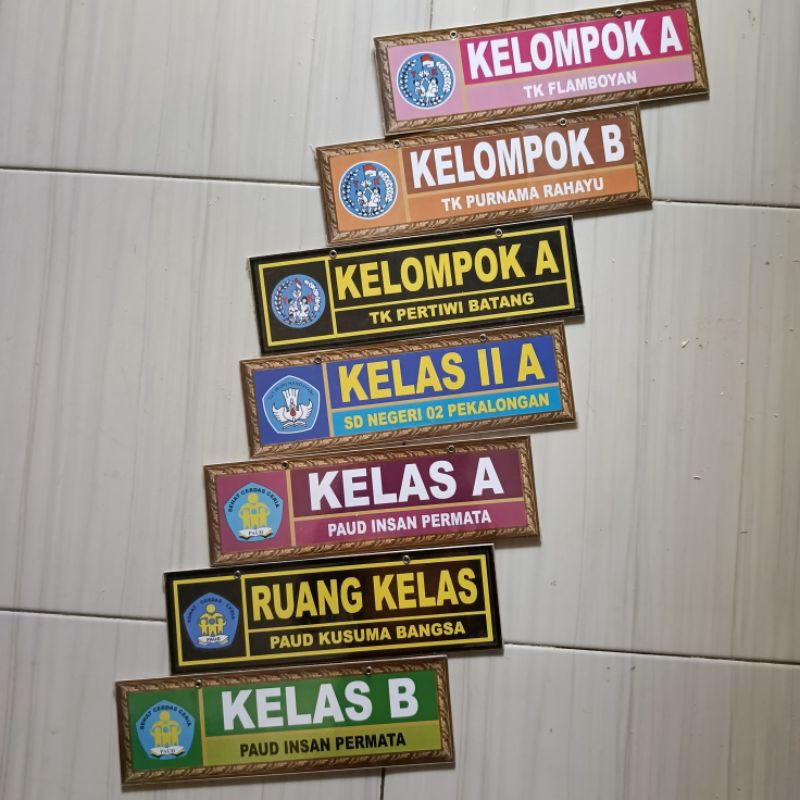 

PAPAN RUANG KELAS CUSTOM BERGARANSI!!