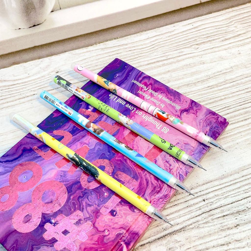 

Pen Gel Hitam Gantungan Boba Milk Tea PG 1432