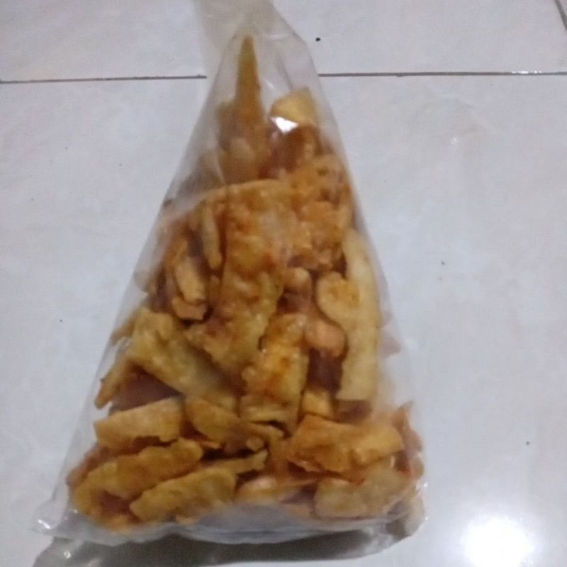 

manggleng bestak rasa pedas ukuran sedang (15g)