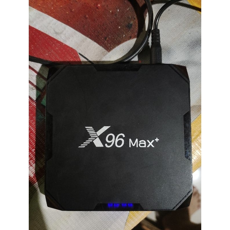 STB X96 MaxPlus RAM 4/32GB Dualboot Openwrt