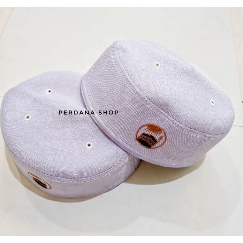 peci Malaysia putih logo ka'bah, ukuran 5-9