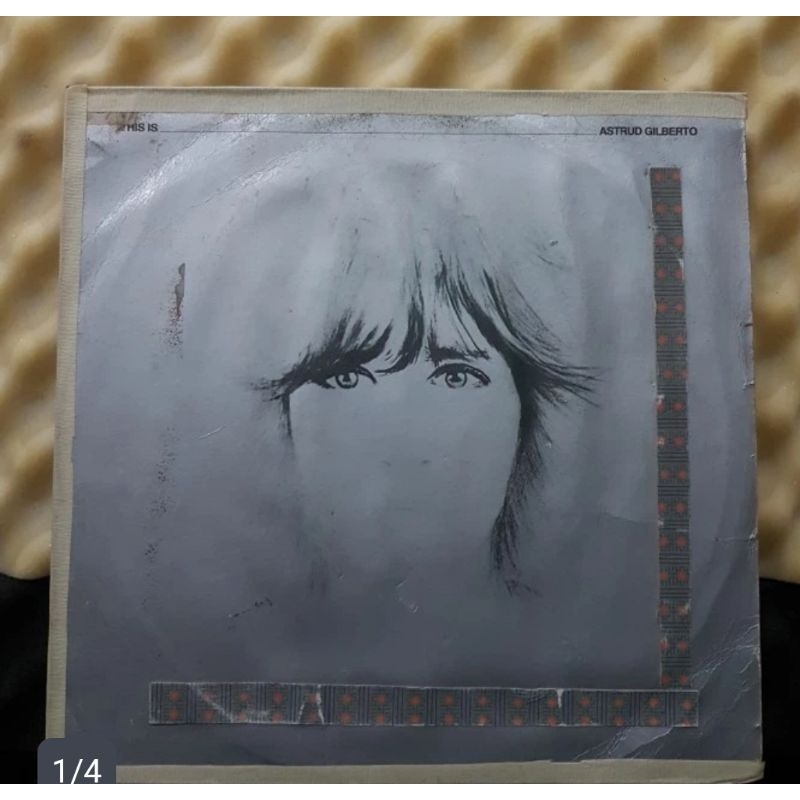 Vinyl Piringan Hitam 12 inch Astrud Gilberto - This Is Astrud Gilberto