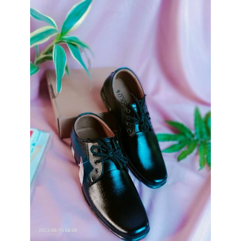 sepatu pantofel pria sepatu kulit sepatu paskibra cowok sepatu kerja
