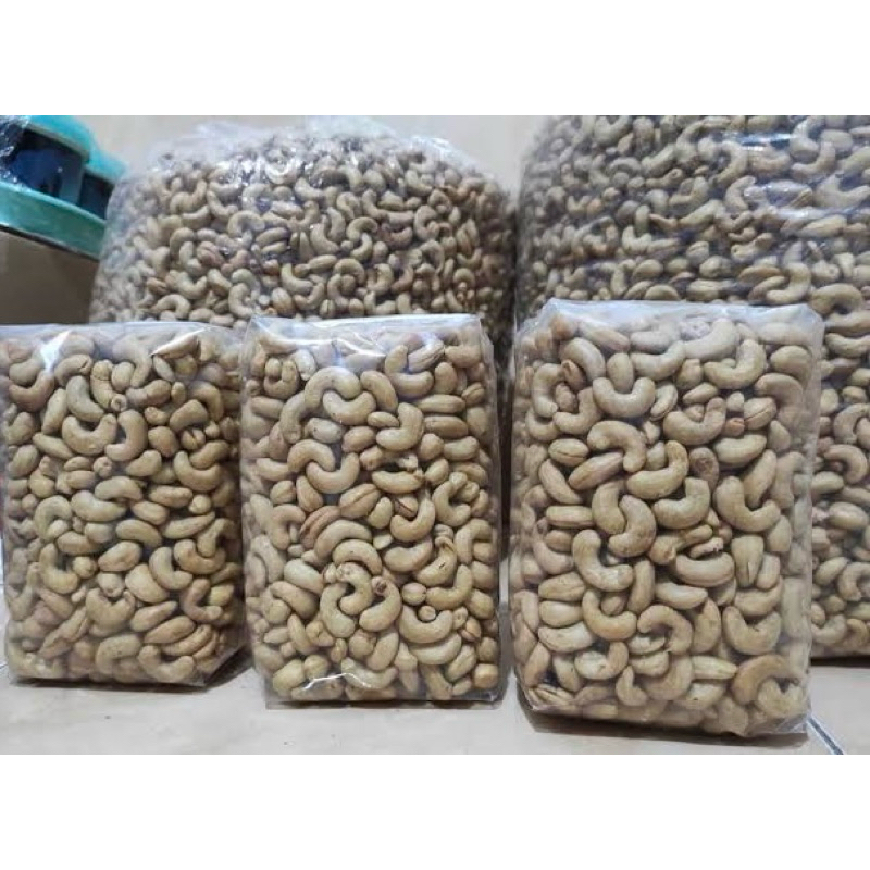 

Kacang Mede Kacang Mete Mentah 1 Kg