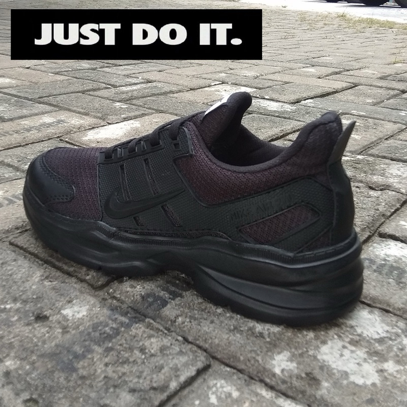SEPATU SNEAKERS KETS SEKOLAH OLAHRAGA HITAM POLOS FULL BLACK PRIA WANITA COWOK CEWEK LAKI LAKI TERLA