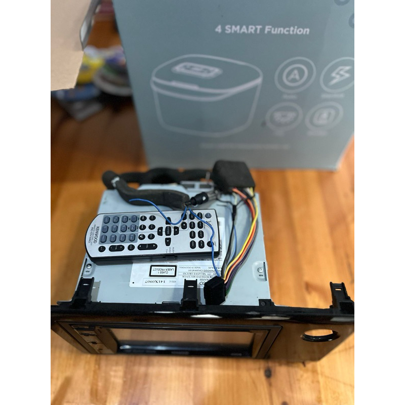 Headunit kenwood ddx315 ex mobilio