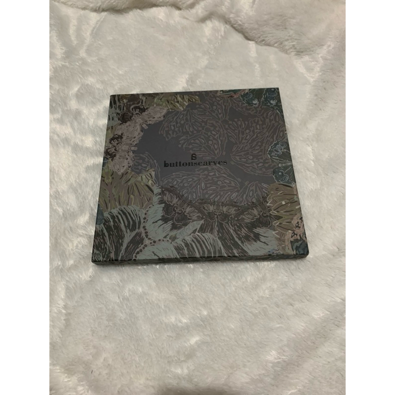 preloved buttonscarves farsha stone