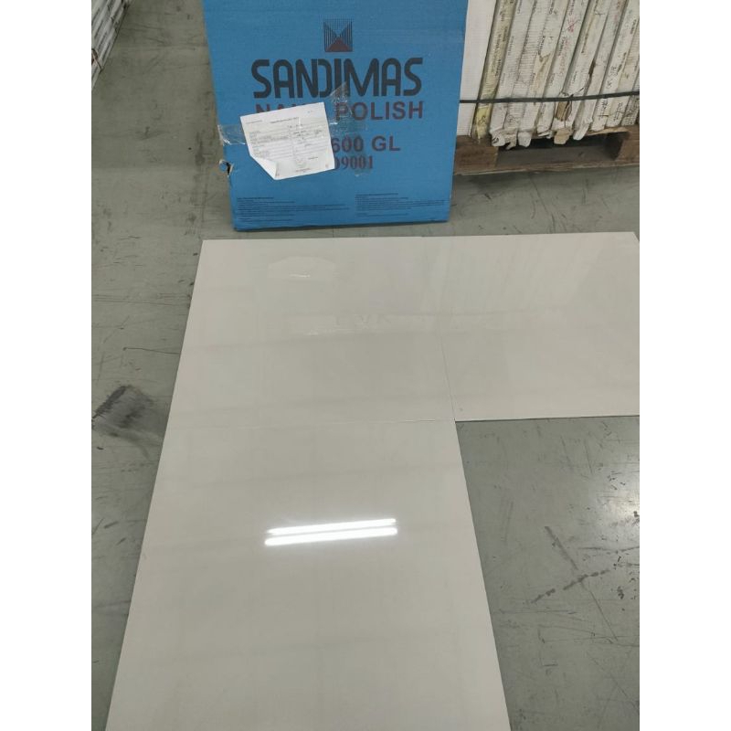 Granite 60x60 Cream Latte / Cream Polos / Sandimas