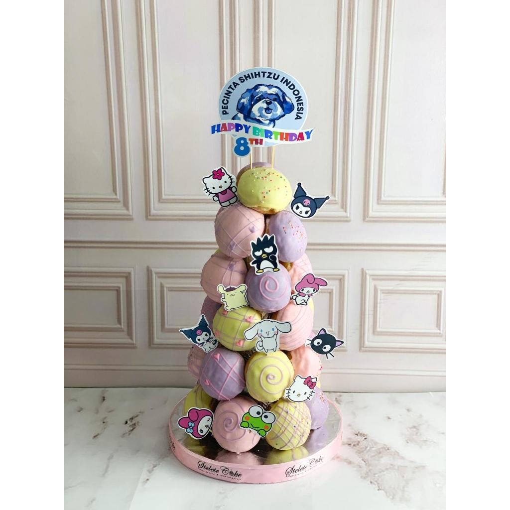 

Kue Ulang Tahun/Birthday Cake/Donat Tower Tema Sanrio/Kue Birthday Jakarta