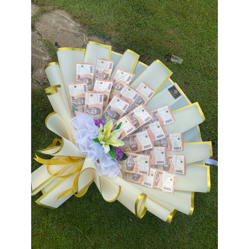 money bouquet isi 20 lembar pecahan 5k