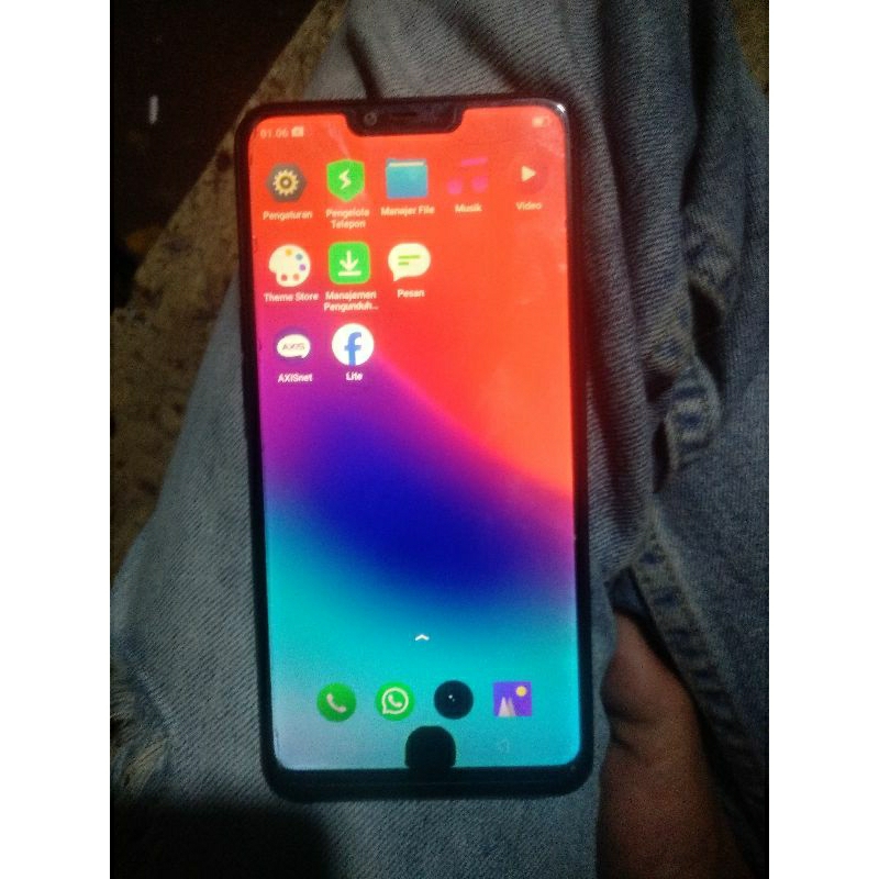 unit realme 2. normal minus tompel. masih segl baud