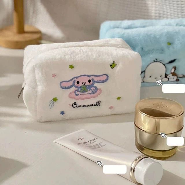 

KOTAK PENSIL PLUSHY SANRIO KUPING TEMPAT PENSIL KAIN KUROMI CINNAMOROLL MELODY TERMURAH