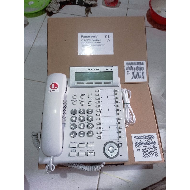 Telpon Digital Panasonic KX-DT333 TDA